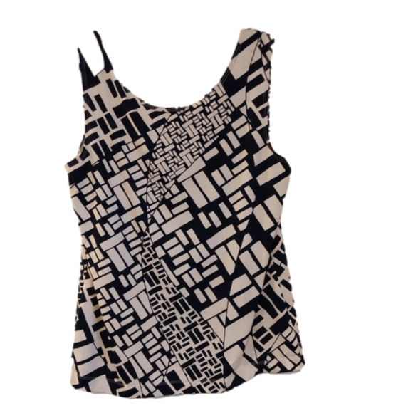 Chico Tank Top - Picture 2 of 8